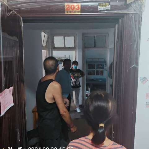 【东里街道珍集社区】我为群众办实事——合力疏通下水道，解开居民“烦心结”