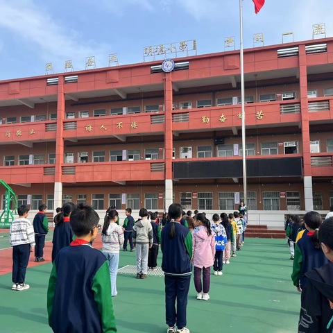 精彩读书月  书香沁心脾——白杨小学读书月活动