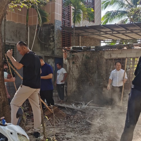 梅村村委会开展人居环境大扫除活动（2025.1.17）