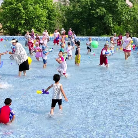 【不玩水🔫，不夏天🌈】——蘑菇气镇中心幼儿园“”玩转水世界”主题活动