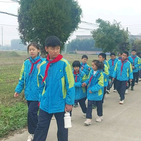 南阳市油田第五小学604班 心品基地拓展训练 第四天