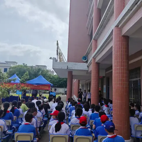 深汕消防救援大队水美小型站开展暑假前消防安全“最后一堂课”活动