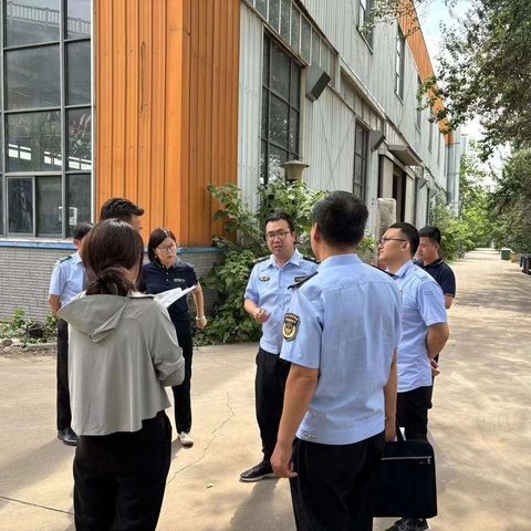 新区安委办第二指导帮扶组复查检查西咸公交汽车维修服务中心隐患整改工作