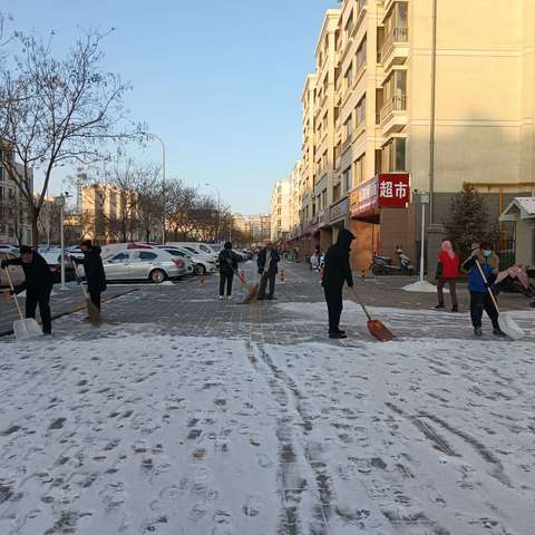 “以雪为令，雪停路净”我们在行动