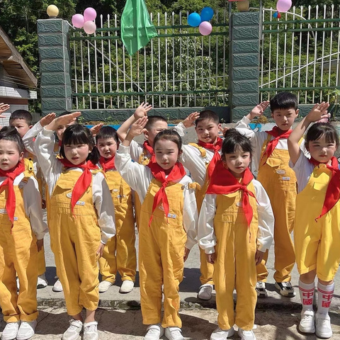 再见，一年级！ 宣恩县沙道沟镇两河小学