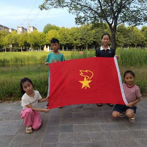 绿风尚—净滩行动                                        许昌实验小学兰亭路校区二一班雏鹰假日小队活动