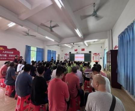 【家校共育·守护成长】开展青少年性安全教育专题讲座
