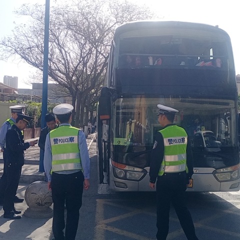 全力保障中小学研学旅游客运车辆安全 筑牢学生乘车安全防线