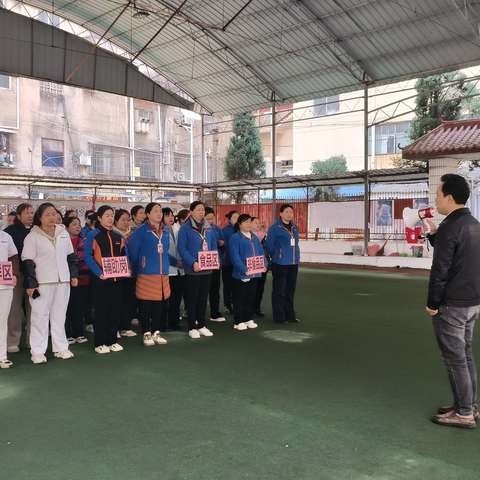 巾帼逐梦展风采，趣味游戏乐开怀   —中百仓储嘉鱼店三八趣味运动会