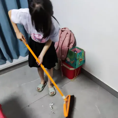 李思萱、李思瑶暑假生活