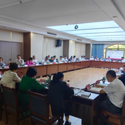 金融赋能 助企发展  儋州市工商联召开银企对接会