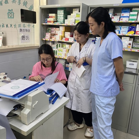 魏都区卫健委开展2024年上半年基本药物制度绩效考核工作