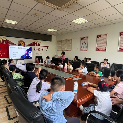 唐家岭社区开展探索发电的秘密，科技制作《手摇发电机》活动