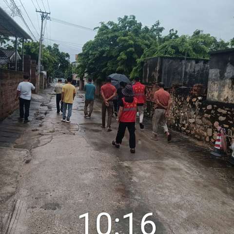 尧文村持续开展预防登革热及基孔肯雅热疫情工作