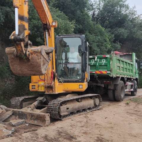 道路硬化打通乡村“振兴路”