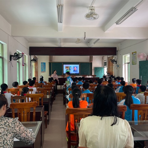 春暖花开季，教研正当时——南吕中心小学语文研究课