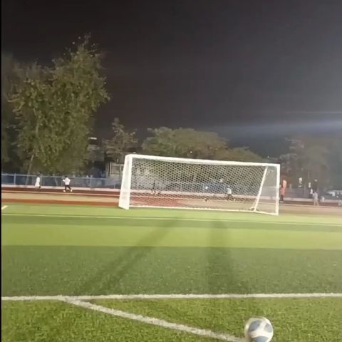 足球射门五次