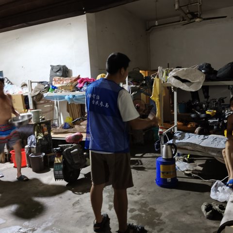 上门核查理数据，“夯基扎网”落实处