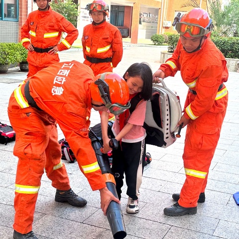 【安全生产月】“人人讲安全，个个会应急——查找身边安全隐患”——赣州市栖凤山路小学开展安全宣传进校园活动