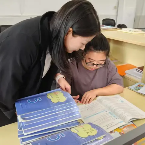 聚焦课堂提实效，精准督导促发展———河滨中心学校莅临我校教学指导纪实