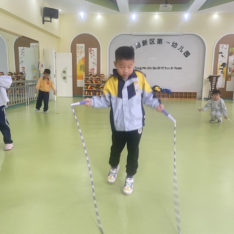 一分钟跳绳比赛