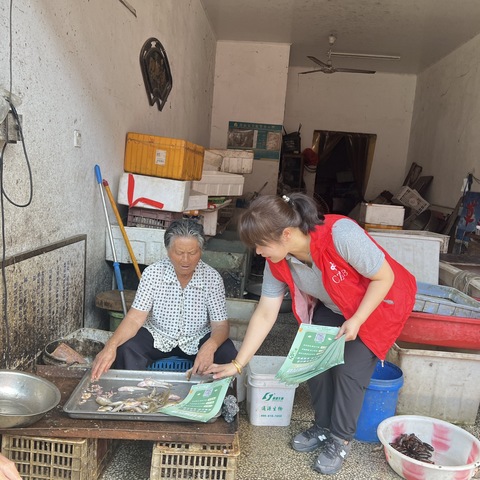 唐洋支行新街农贸市场营销宣传小记