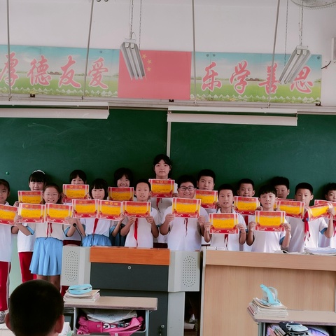 榜样展风采，引领促成长——礼明庄镇徐各庄中心小学“校园之星”评选活动