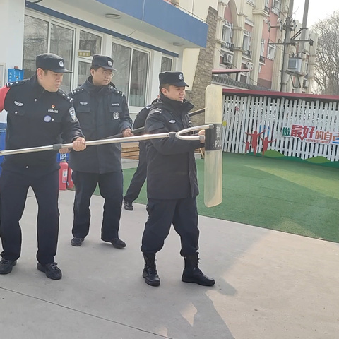 遇恐不慌，应急有方 ——海北路小学反恐防暴演练活动