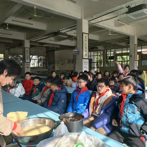 “真善美大实践”之巧手做包子