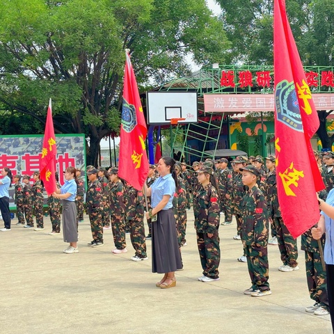 青春戎装携骄阳，年华英姿促成长——【咸阳玉泉学校新生入学教育培训】开🈺啦！