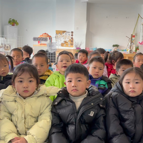 泗阳县东祥城市之家幼儿园——大三班女神节——特“蔬”的爱💕给特别的你❤️