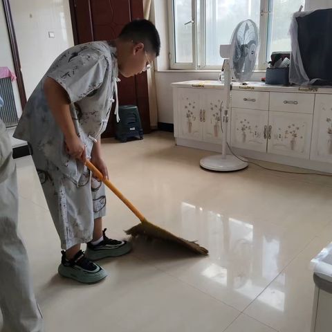 清凉一夏，“暑”你最棒——汉师附小四年级3班暑假生活展示