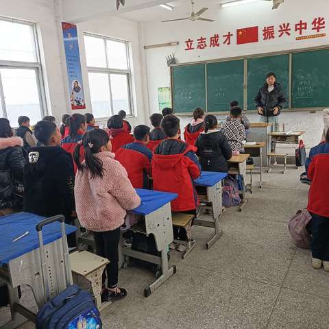 段木周希望小学数学教研组活动