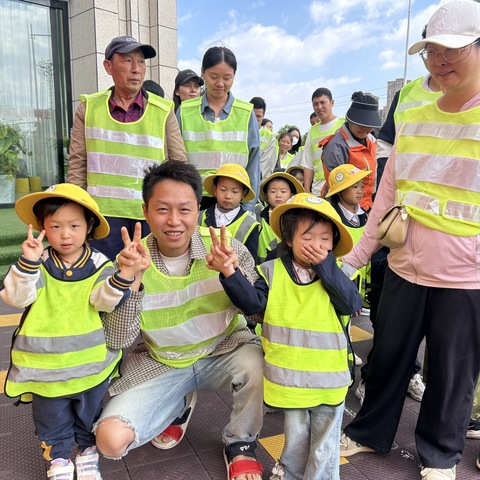 官渡区启萌幼儿园中一班4月精彩回顾