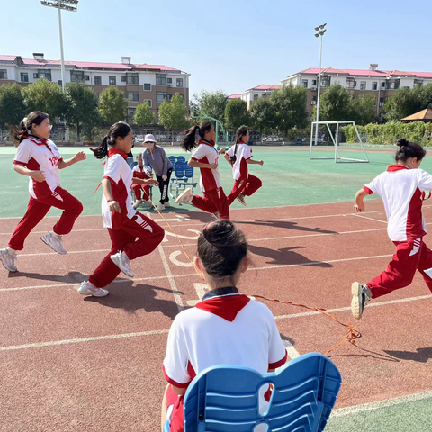 运动润童心 金秋展风采——东营市胜利集输小学秋季运动会实记