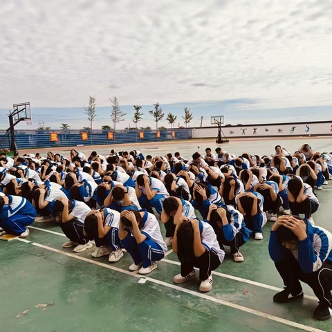 临“震”不乱，有备无患——元氏县第九中学防震应急疏散演练