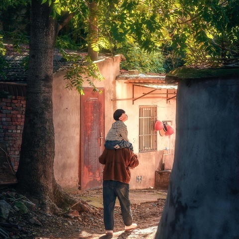 《是您用爱浇灌着我》书山文学5阶杜铠洋