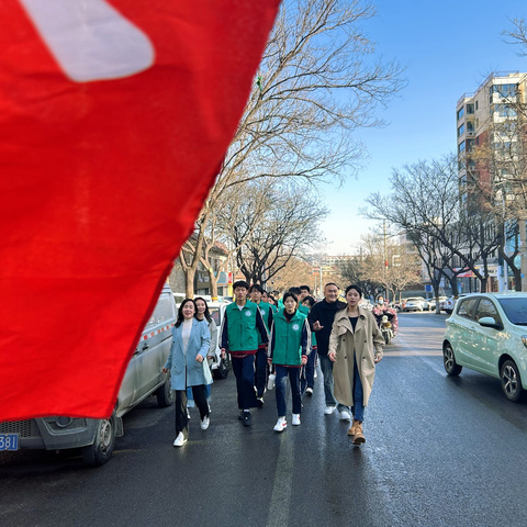 中共武安市职教中心装备制造党支部“学习雷锋当先锋 助力发展做贡献”主题党日活动