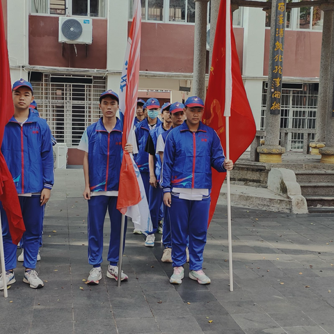“净化环境，从我做起”———陵水中学志愿者服务队开展陵河静摊志愿活动