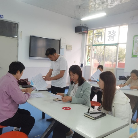 筑牢食品安全防线，迎接营养每一餐——集贤镇中心小学迎接县局营养餐及食品安全工作检查