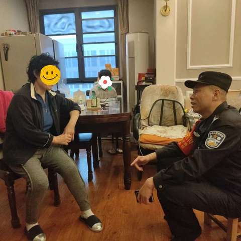 【朝农派出所】邻有巨犬？社区民警上门排忧解难