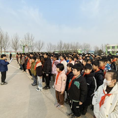 国旗下成长 阳光中启航 —柳树瞿阝小学升旗仪式