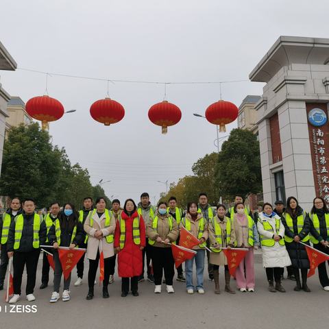 站好“护学岗”，温暖“上学路”——记五全小学一（3）班爱心护学岗