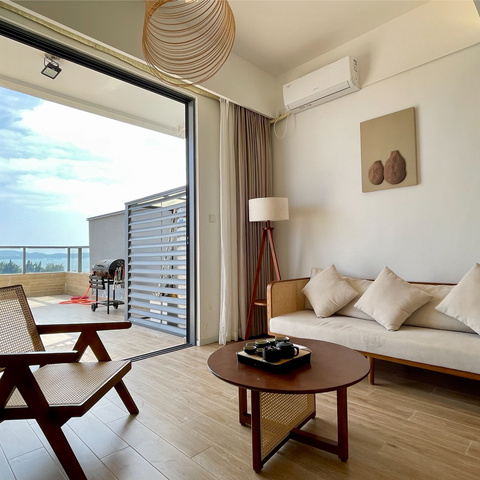 里维拉丨惠州双月湾卓越御山海｜21栋304｜4房5床｜麻将+烧烤+KTV➕一线海景