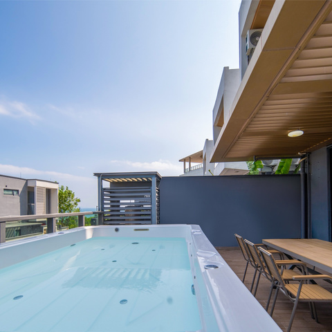 卡里曼丨惠州双月湾卓越御山海｜10栋104｜4房6床｜泳池丨自动麻将+烧烤+KTV＋近沙滩