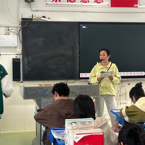 农家三月闲人少，物理教研复习忙          ——陈璐老师组内公开课记