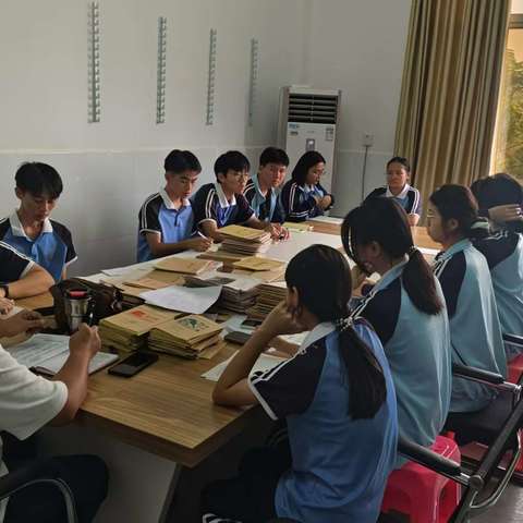 环保系学生会组织开展“期中总结”会议