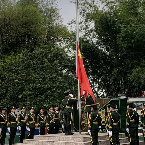 初秋相见，开启新征程——儋州市八一糖厂中学2024秋季学期开学典礼暨安全第一课