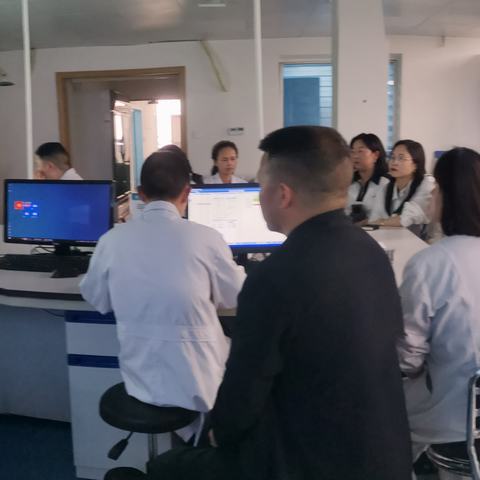 检验科召开3月医疗质量分析会