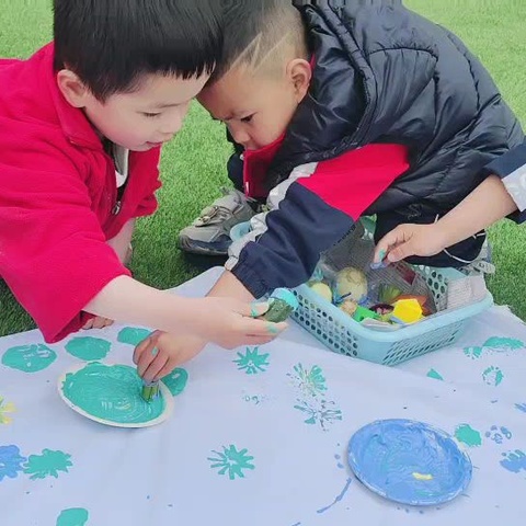 四月春风来 人间四月天——泾河源镇中心幼儿园小一班四月份快乐时光🎊